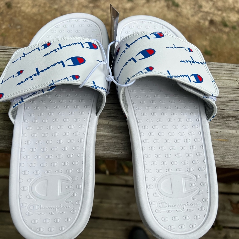CHAMPION Unisex White Slides 8 women’s men’s 6 NWT NEW